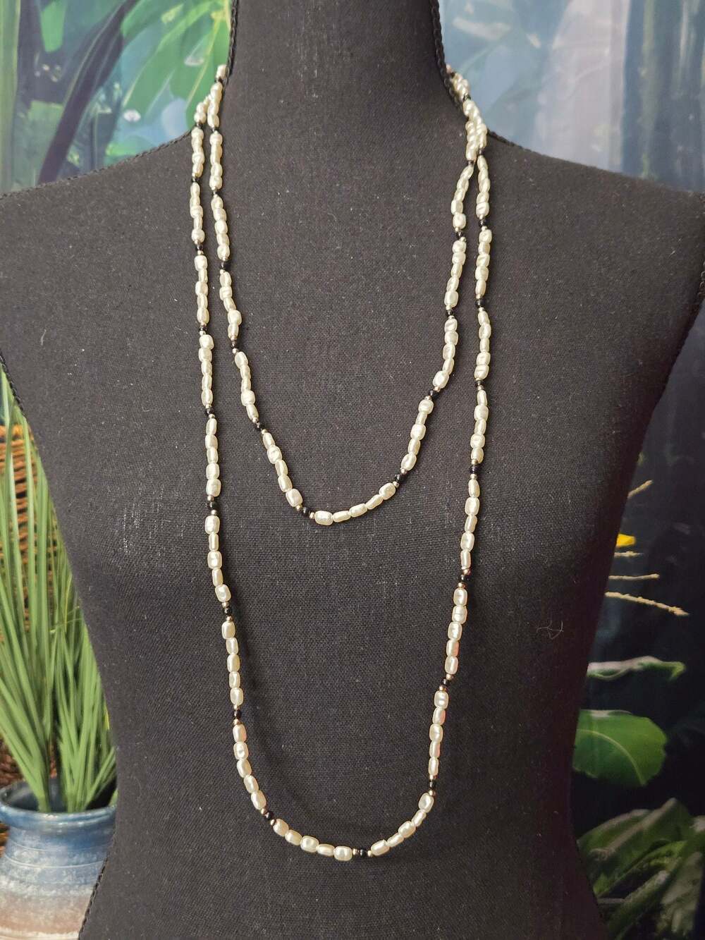 Vtg Cultured Freshwater Rice Pearl Opera Length Necklace